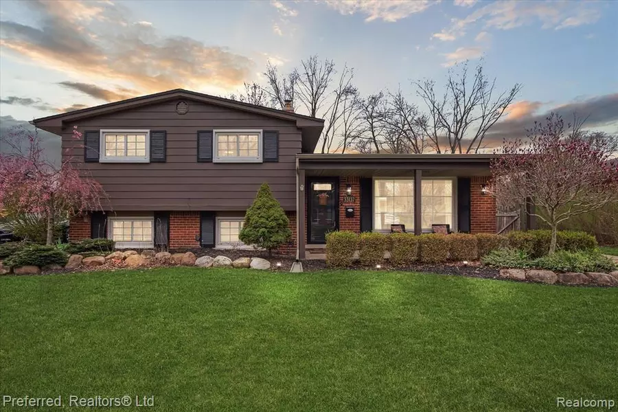33137 KIRBY Street, Farmington, MI 48336