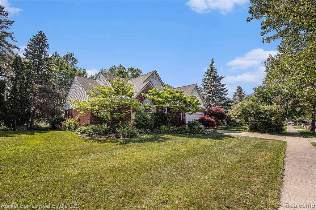 Troy, MI 48085,4015 KEATS Drive