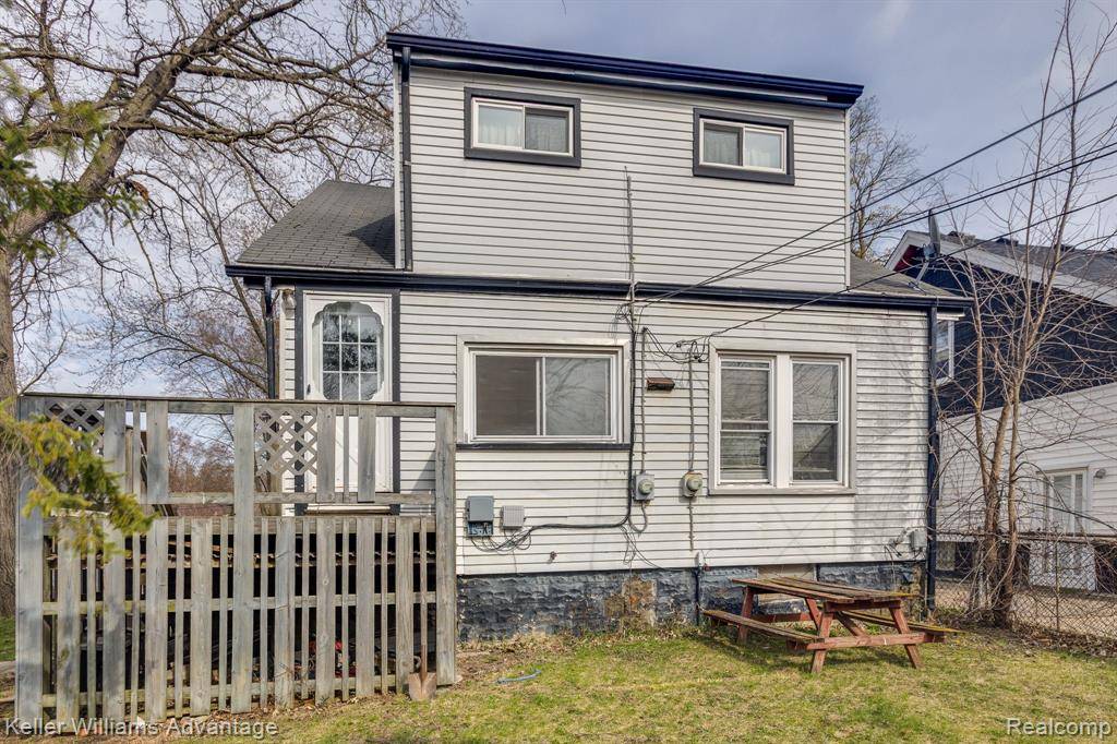 Dearborn Heights, MI 48125,4104 Mayfair Street