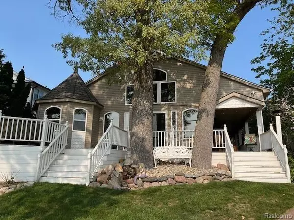 Commerce Twp, MI 48382,1864 POINT Street