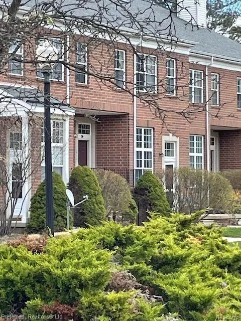 Ann Arbor, MI 48104,1939 LINDSAY Lane