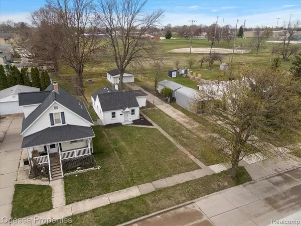 Mount Clemens, MI 48043,161 N WILSON Boulevard