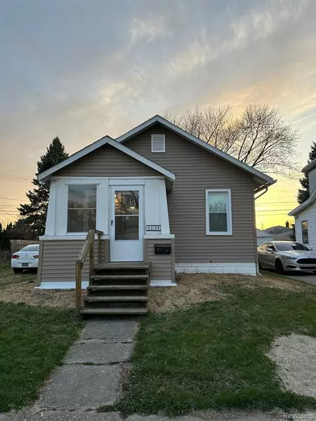 23139 TUSCANY Avenue, Eastpointe, MI 48021