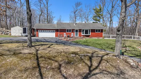 Ortonville, MI 48462,1480 BALD EAGLE LAKE Road
