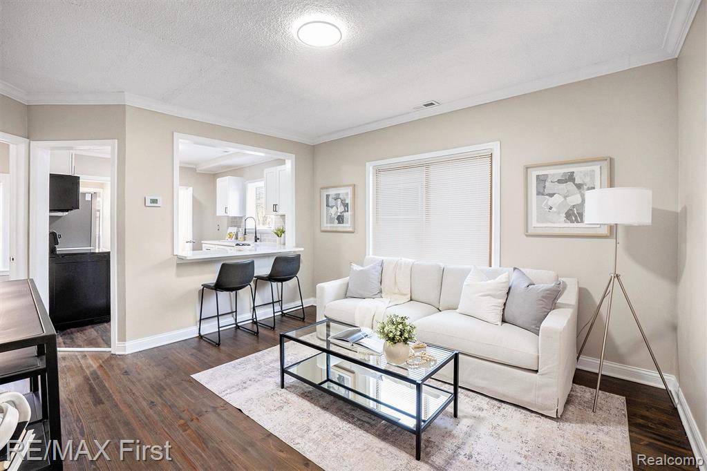 Eastpointe, MI 48021,23058 SHAKESPEARE Avenue