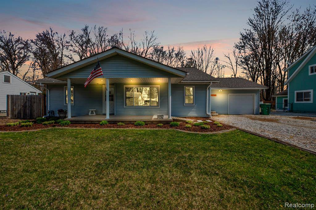 Harrison Township, MI,27763 WISTERIA Street