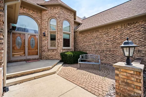 Clinton Twp, MI 48038,43564 VENA Court