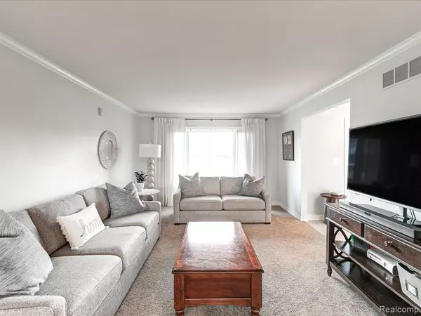 Fort Gratiot, MI 48059,1175 WATSON Street