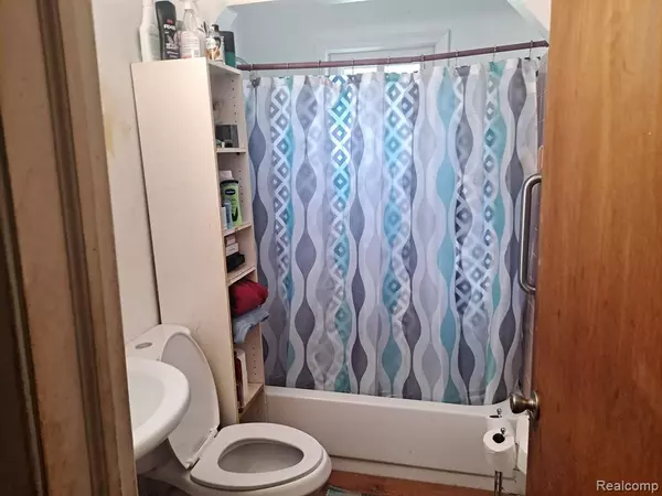 Westland, MI 48186,28919 POWERS Street