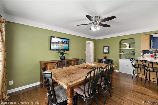 Beverly Hills, MI 48025,16981 Kirkshire Avenue