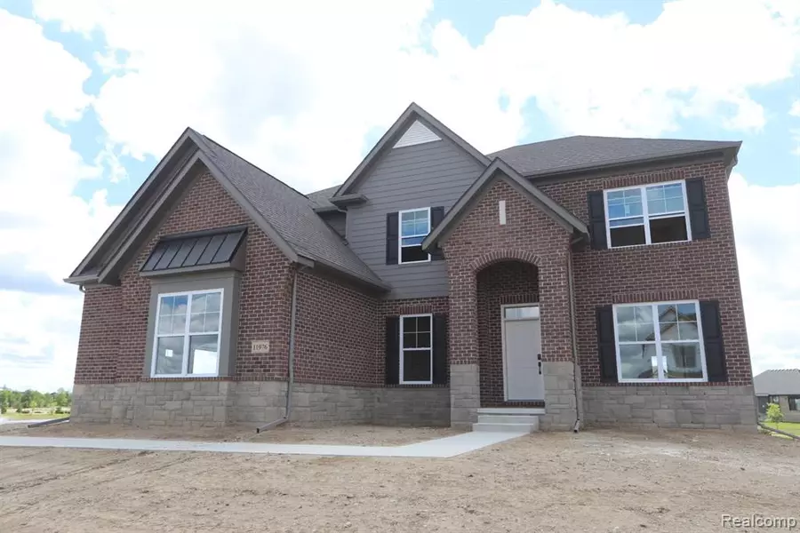 11976 Moore Lane, Washington, MI