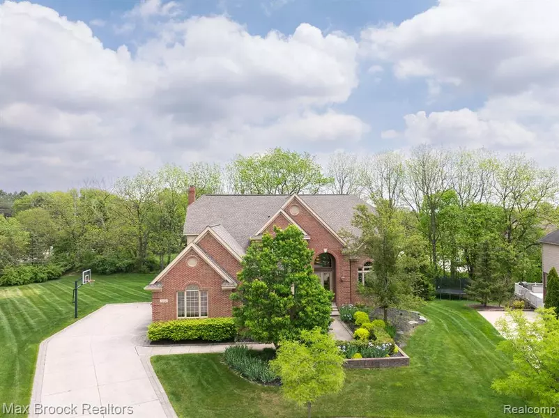 24160 ARGYLE Street, Novi, MI