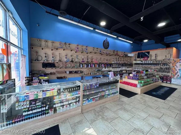 Dearborn Heights, MI 48127,8235 N TELEGRAPH ROAD