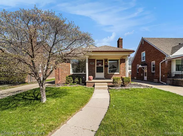 23706 OAK Street, Dearborn, MI 48128