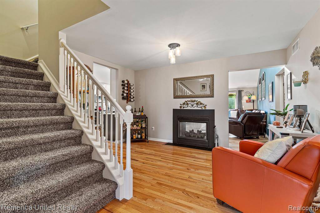 Brighton, MI 48116,6240 Northridge Hills Drive