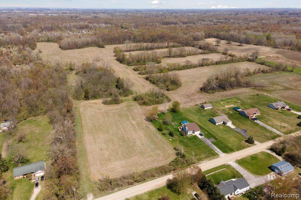 VL Wear Road, Belleville, MI 48111