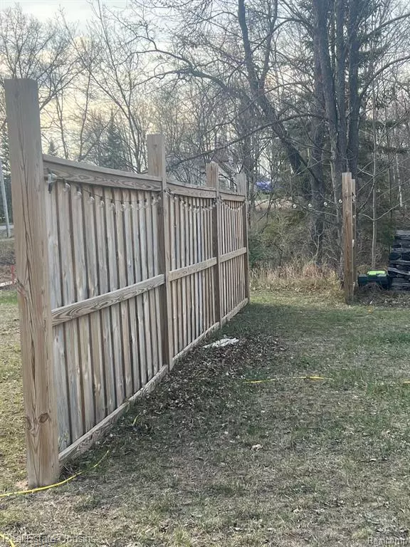 Lake, MI 48632,6214 Larch Trail