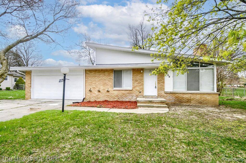 3259 SKANDER Drive, Flint, MI 48504