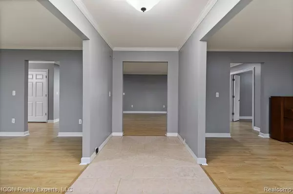 Goodrich Vlg, MI,5580 HEGEL Road