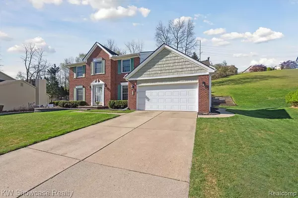Milford, MI 48381,870 Chatham Drive