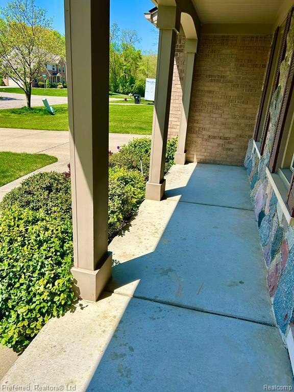 house_img