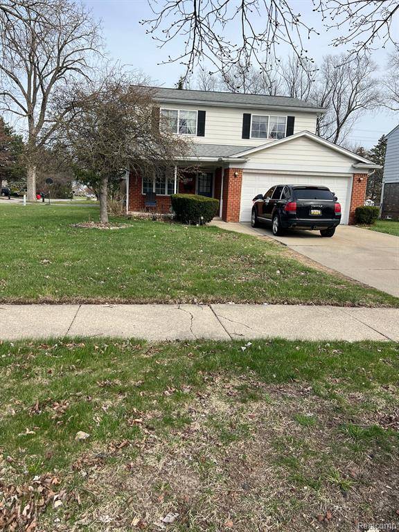 24044 NE PIERCE E Street, Southfield, MI 48075