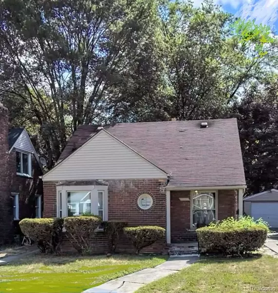 18500 BILTMORE Street, Detroit, MI 48235