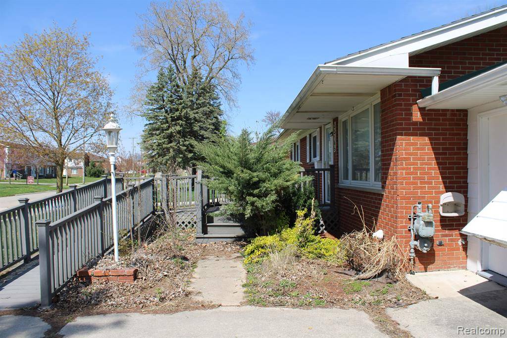 Rockwood, MI,33185 Swallow Drive