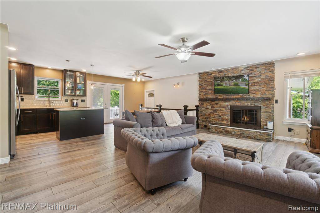 Howell, MI 48855,2091 Oak Grove Road