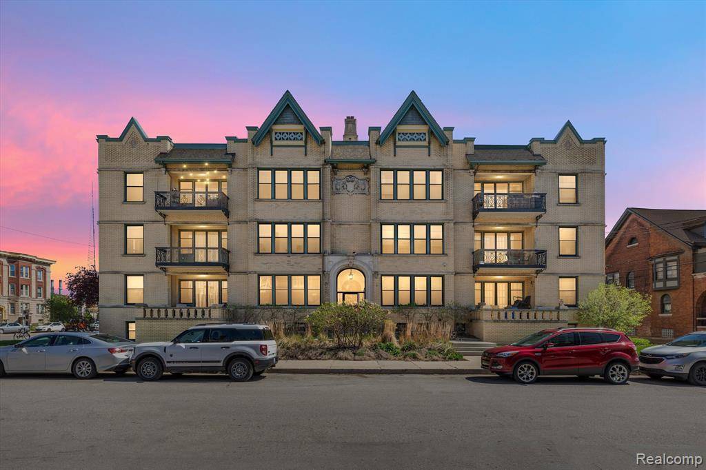 615 W HANCOCK Street, Detroit, MI 48201