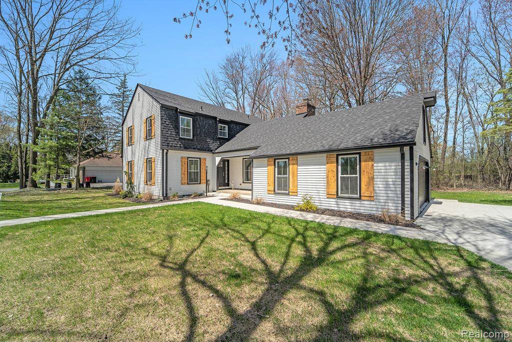Southfield, MI 48034,26914 PEBBLESTONE Street