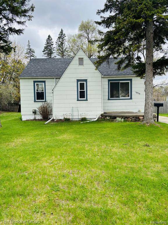 1015 LEE Street, Fenton, MI 48430