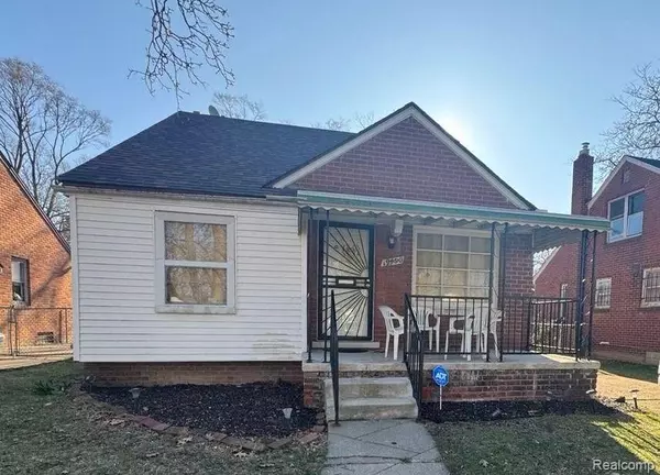 19490 GREENVIEW Avenue, Detroit, MI 48219