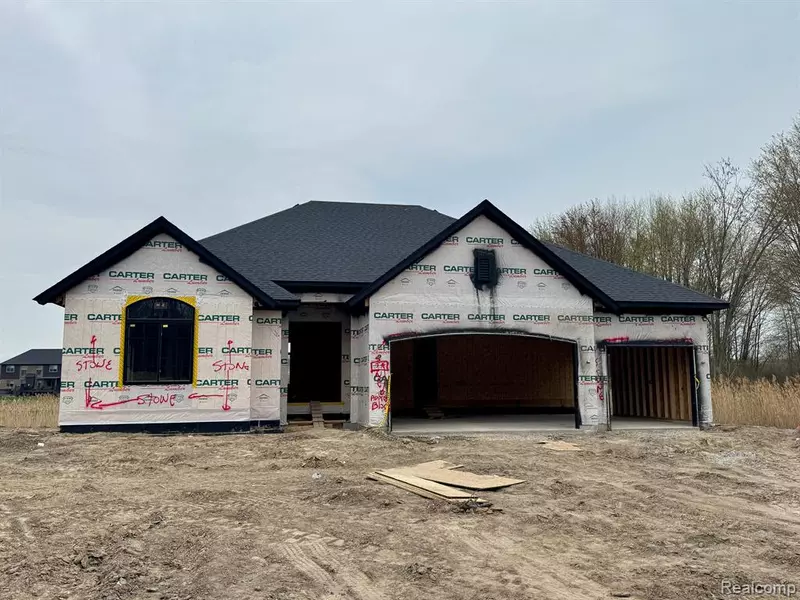 50080 MUSTANG Drive, Macomb, MI 48042