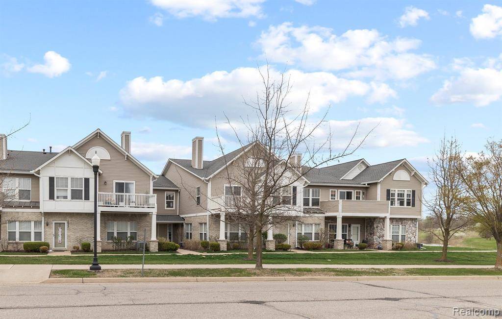 1635 WELLAND Street, Howell, MI 48855