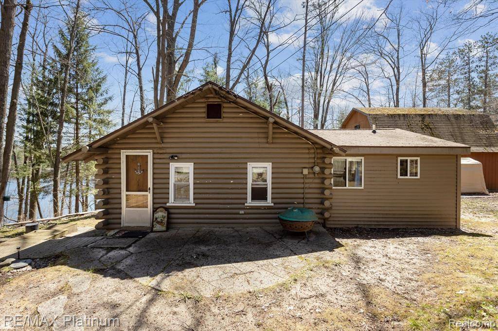3895 Pine Street, Glennie, MI 48737