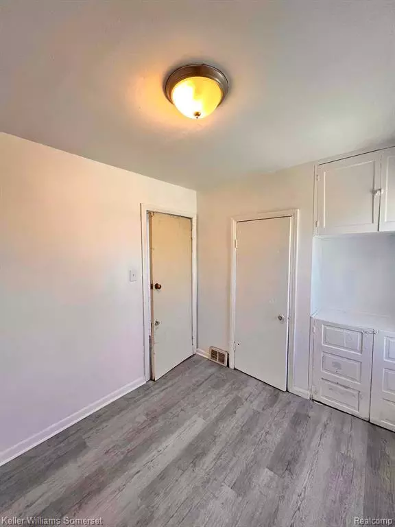 Highland Park, MI 48203,17421 OAKLAND Street