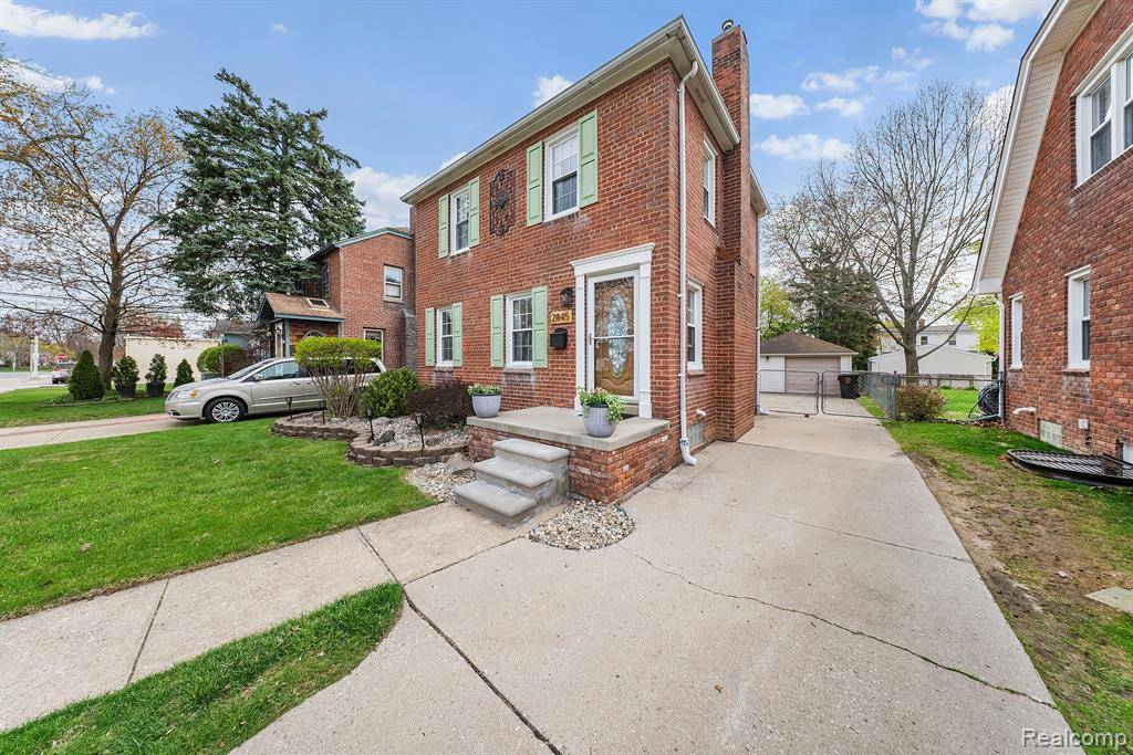 Trenton, MI 48183,2845 Birchwood Street