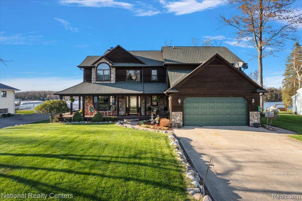 Mecosta, MI 49332,8648 LYNWOOD Lane