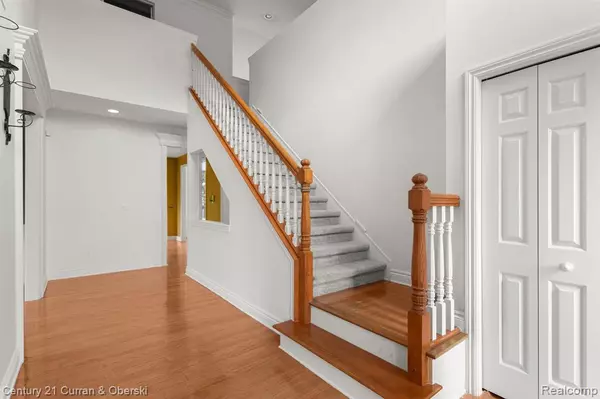 Van Buren, MI 48111,48990 LAGUNA Drive