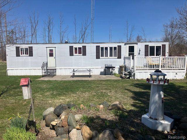 2922 PARKVIEW Drive, MI