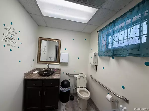 North Branch, MI 48461,5836 N LAPEER Road