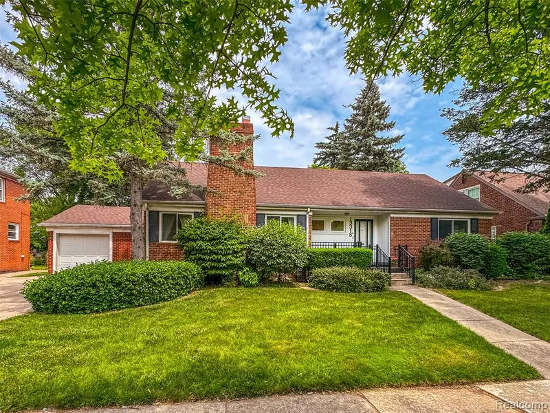 13318 NADINE Avenue, Huntington Woods, MI