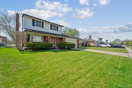 Sterling Heights, MI 48310,33843 RICHARD O