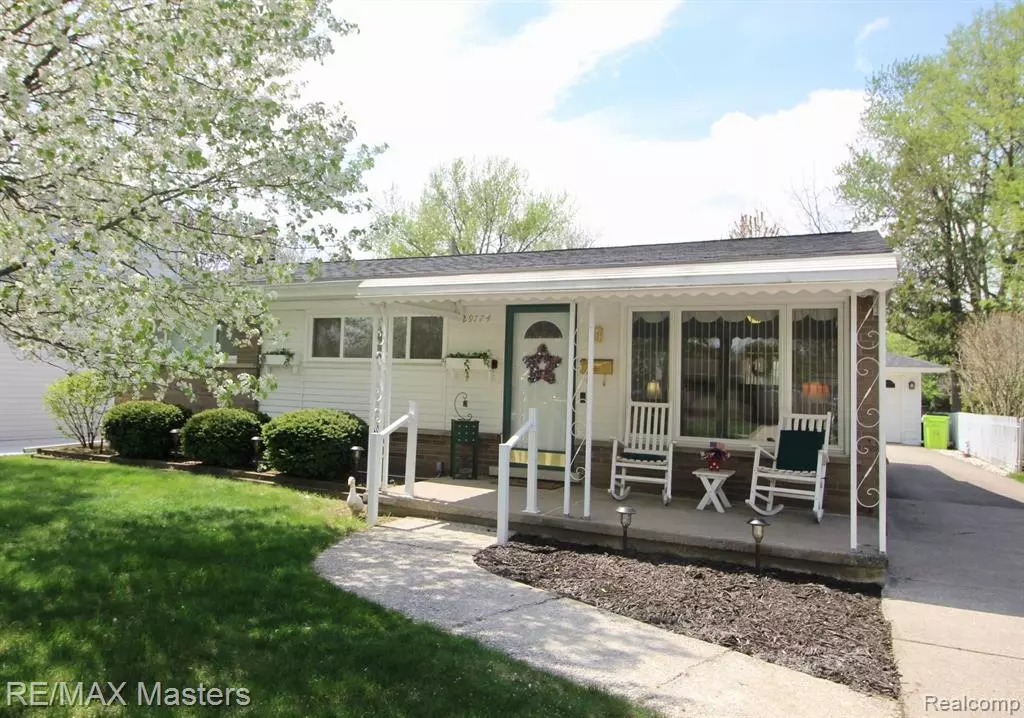 Flat Rock, MI 48134,29774 MAGNOLIA Drive