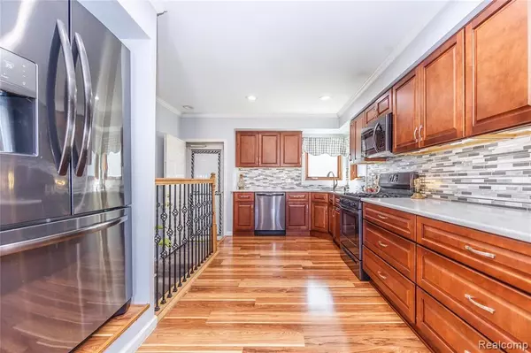 Riverview, MI 48193,17518 KOESTER Street