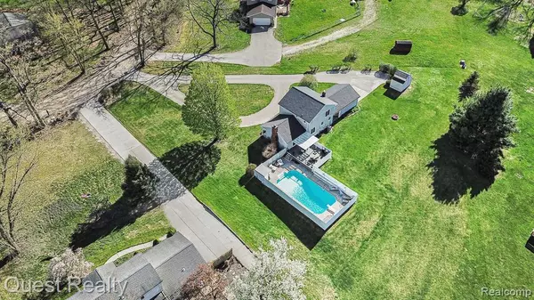 Clarkston, MI,5395 FARLEY Road