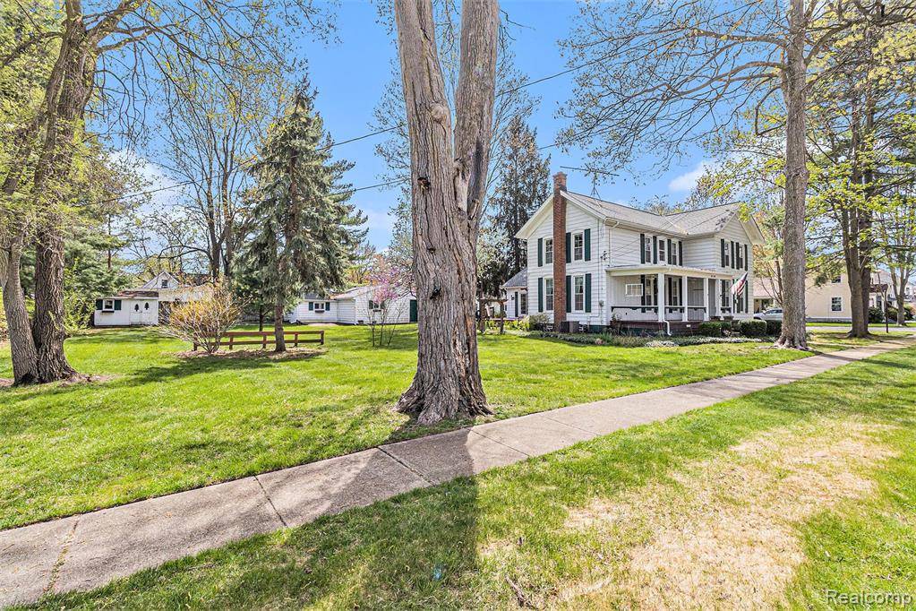 Pinckney, MI 48169,310 E UNADILLA Street