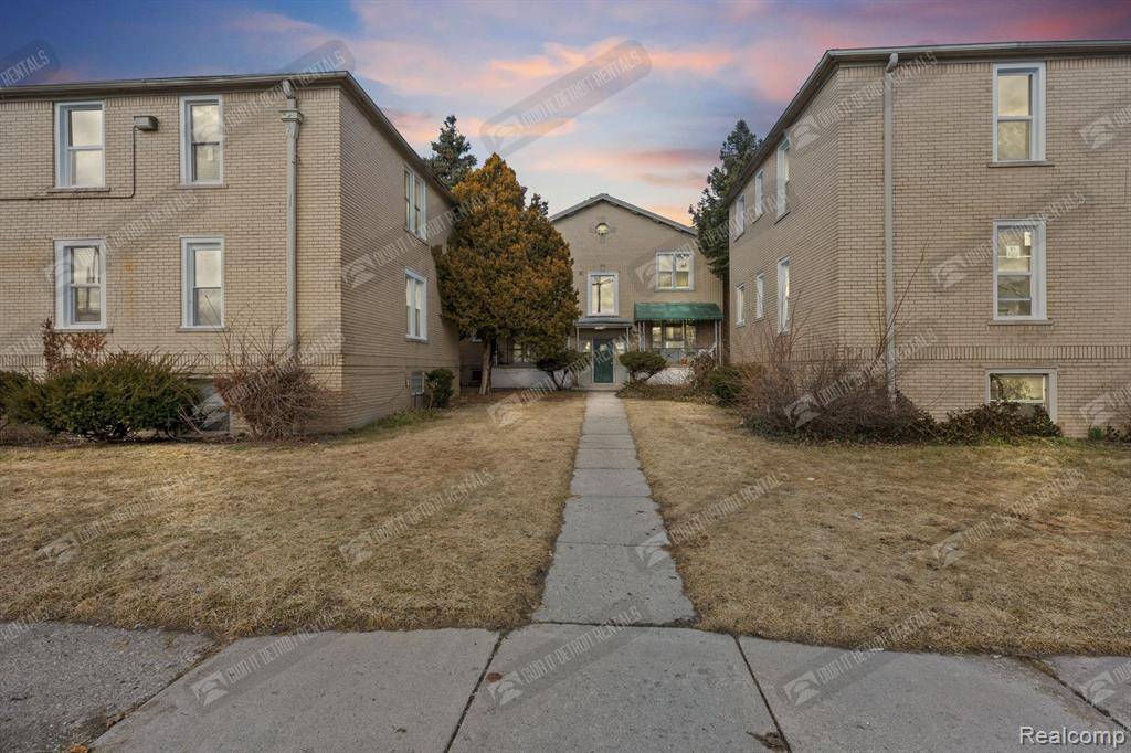 1000 MERTON Road, Highland Park, MI 48203
