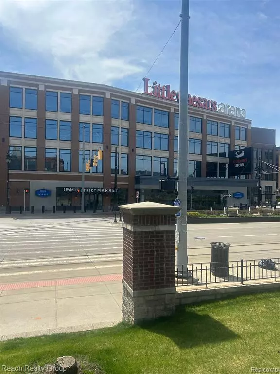 Detroit, MI 48201,2566 Woodward Avenue